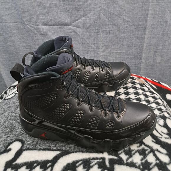 %Size 13 Nike Air Jordan 9 Retro Bred Men 302370-014 Black Red AJ15 main image 4